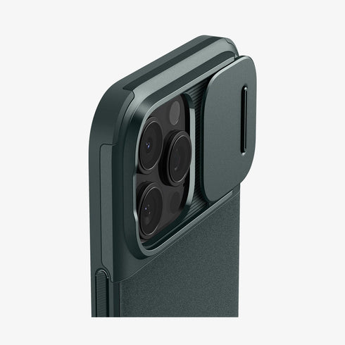 כיסוי Spigen לאייפון 16 מסדרת Optik Armor (MagFit)